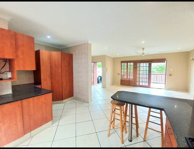 2 BEDROOM TOWNHOUSE FOR SALE IN MARGATE